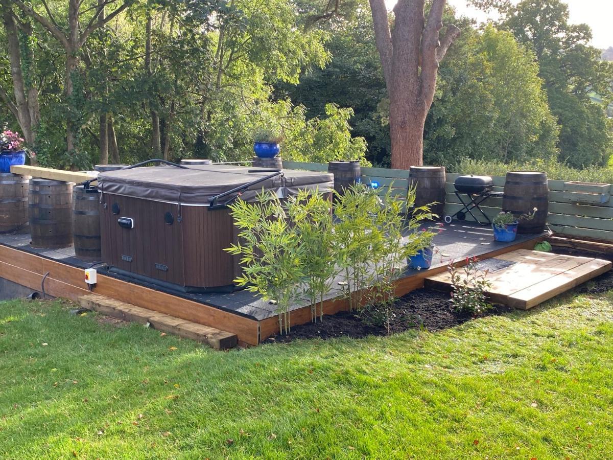 Mountain View Cottage, Hot Tub , Stunning Views Llanhamlach Dış mekan fotoğraf